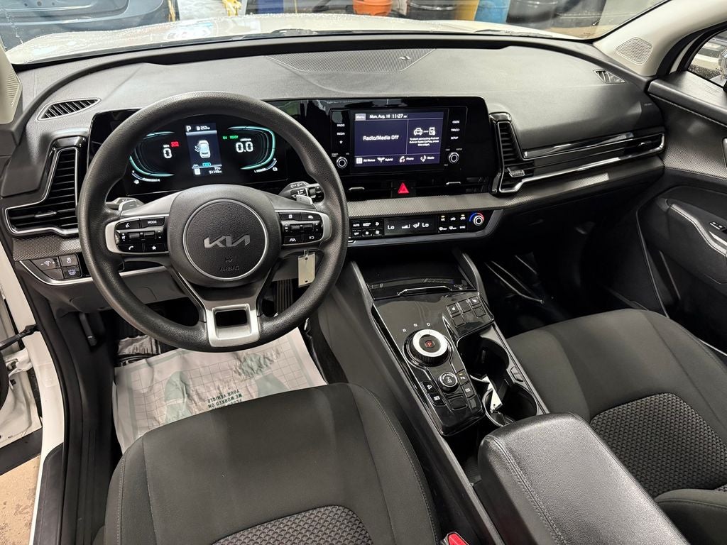 2023 Kia Sportage Hybrid LX