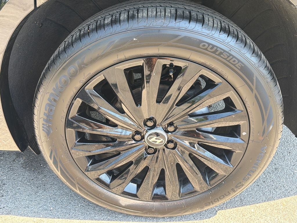 2025 Hyundai Palisade Calligraphy Night Edition