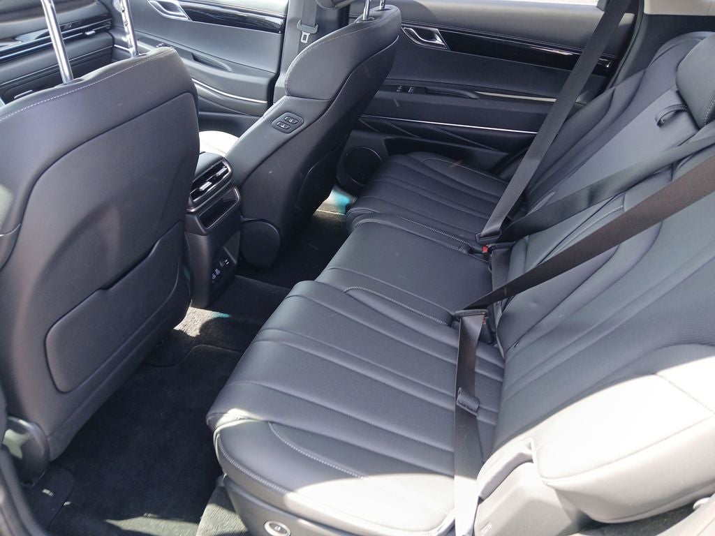 2025 Genesis GV80 2.5T