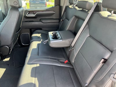 2025 GMC Sierra SLT