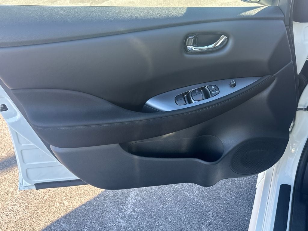 2022 Nissan Leaf S Plus