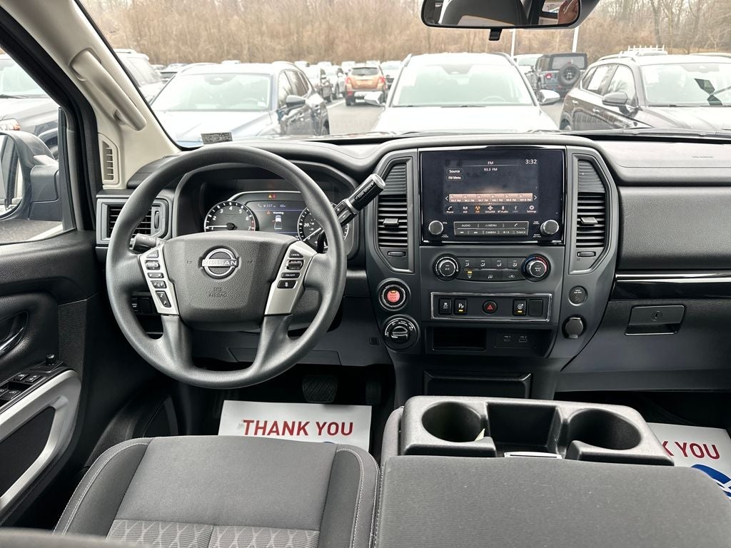 2024 Nissan Titan SV