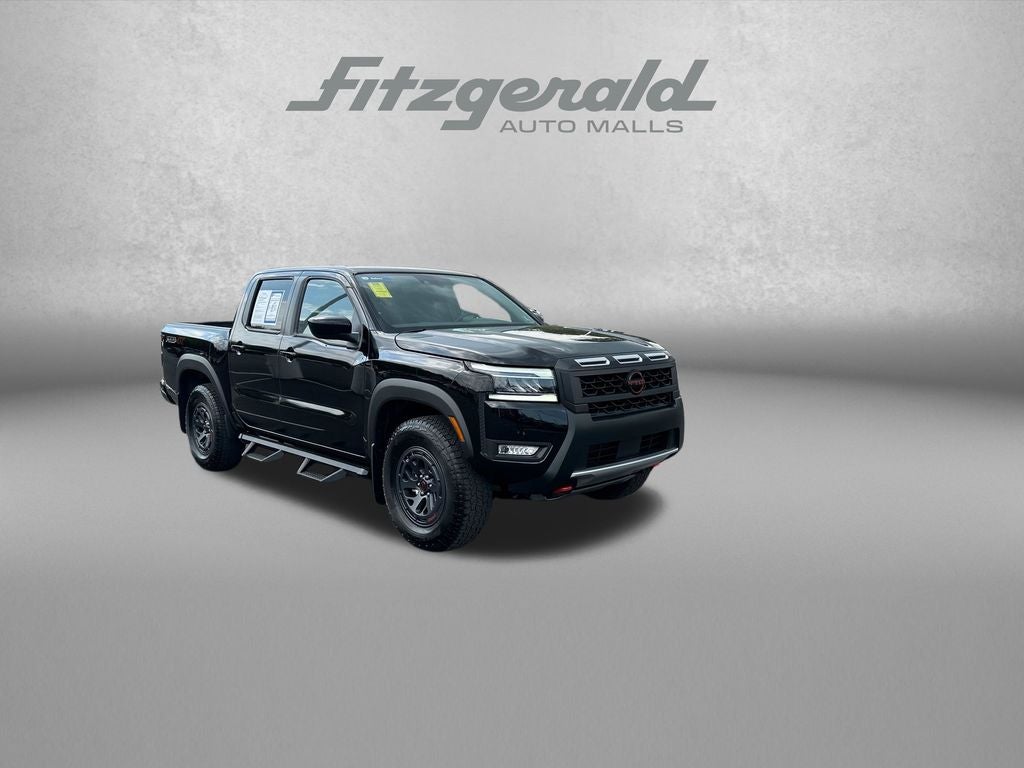 2025 Nissan Frontier PRO-4X Crew Cab 4X4's photo