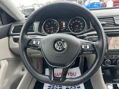 2019 Volkswagen Passat 2.0T SE R-Line