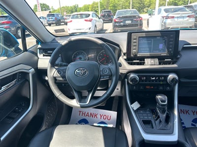 2020 Toyota RAV4 XLE Premium