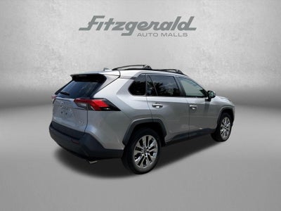 2020 Toyota RAV4 XLE Premium