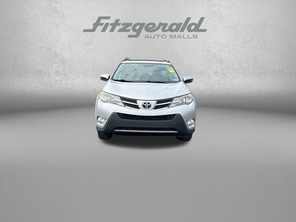 Used 2014 Toyota RAV4 XLE with VIN 2T3RFREV2EW203134 for sale in Chambersburg, PA