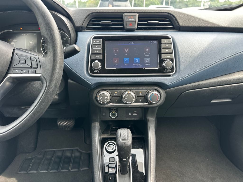 2025 Nissan Versa 1.6 SV