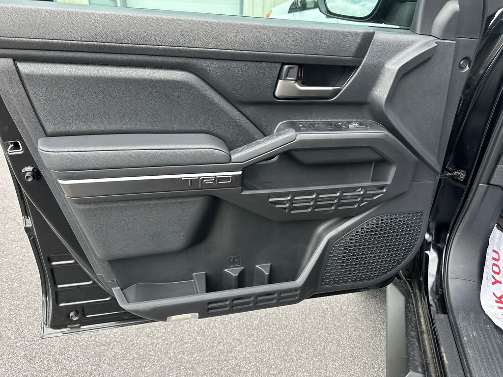 2025 Toyota Tacoma TRD Off Road - Photo 13
