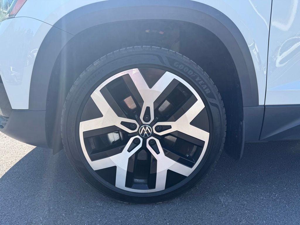 2023 Volkswagen Taos 1.5T SEL