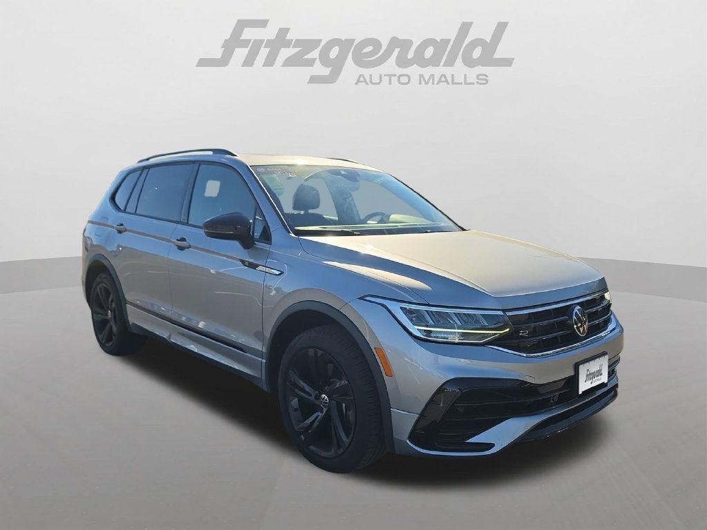 2024 Volkswagen Tiguan SE R-LINE BLACK