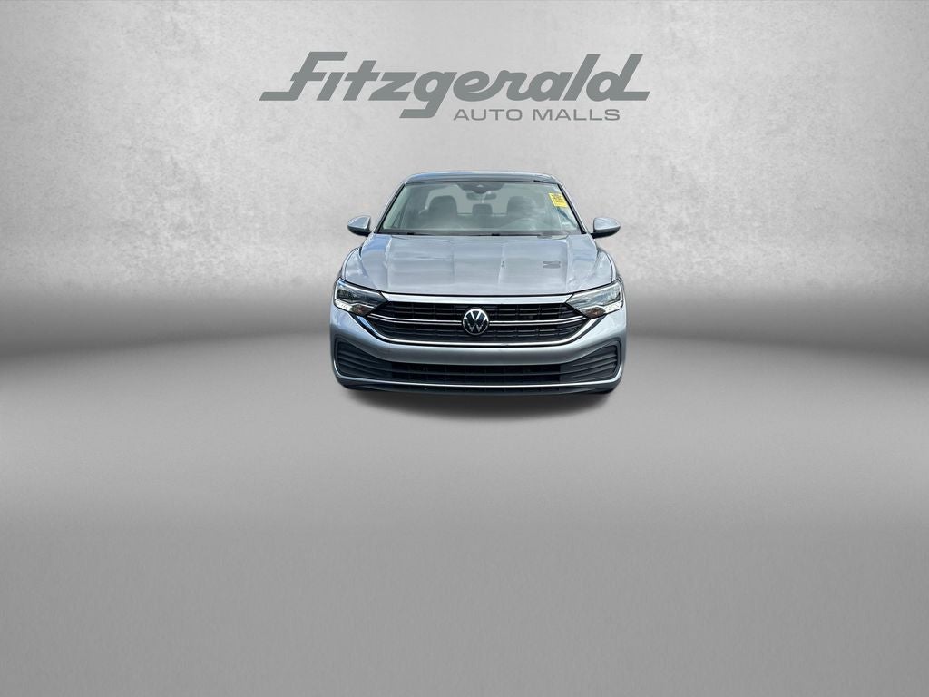 3VW7M7BU8RM023321