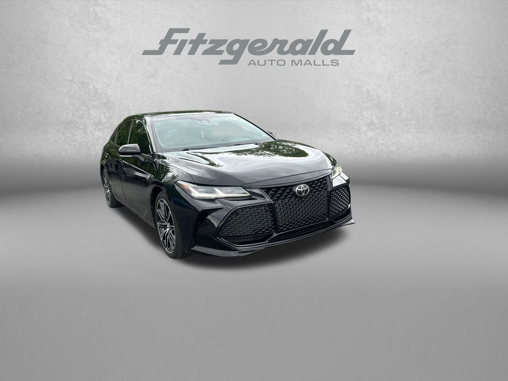 2019 Toyota Avalon Touring's photo
