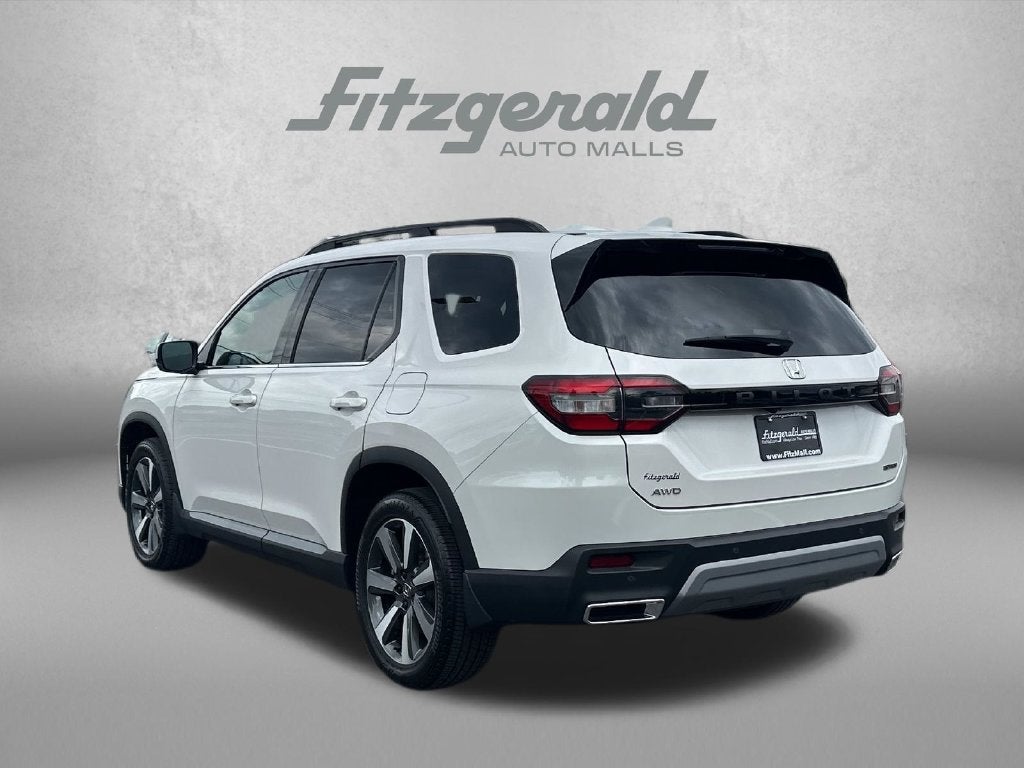 2025 Honda Pilot Touring