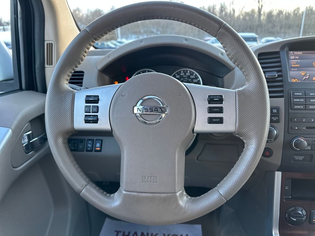 2012 Nissan Pathfinder LE