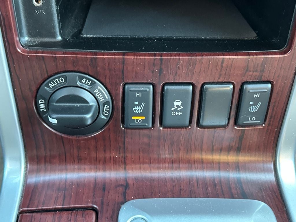 2012 Nissan Pathfinder LE