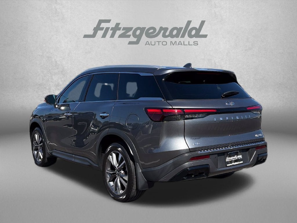 2023 INFINITI QX60 LUXE