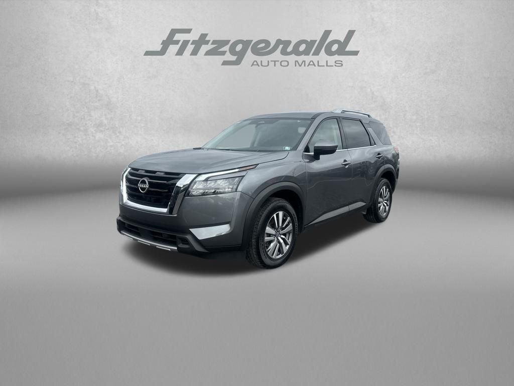 2025 Nissan Pathfinder SL