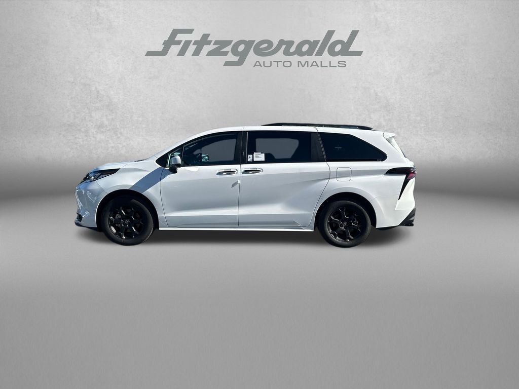 2026 Toyota Sienna Woodland Edition
