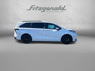 2026 Toyota Sienna Woodland Edition
