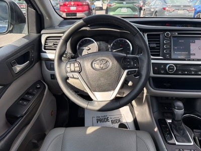 2019 Toyota Highlander Limited Platinum