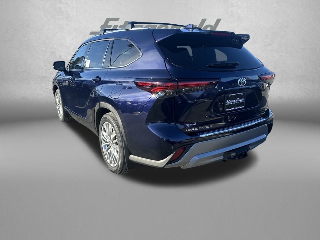 2026 Toyota Highlander Hybrid Hybrid Platinum