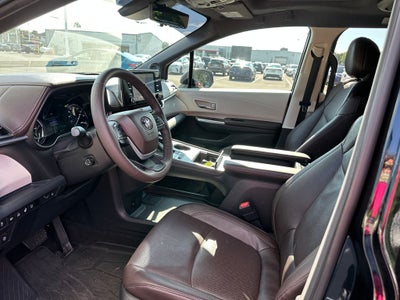 2021 Toyota Sienna Platinum 7 Passenger