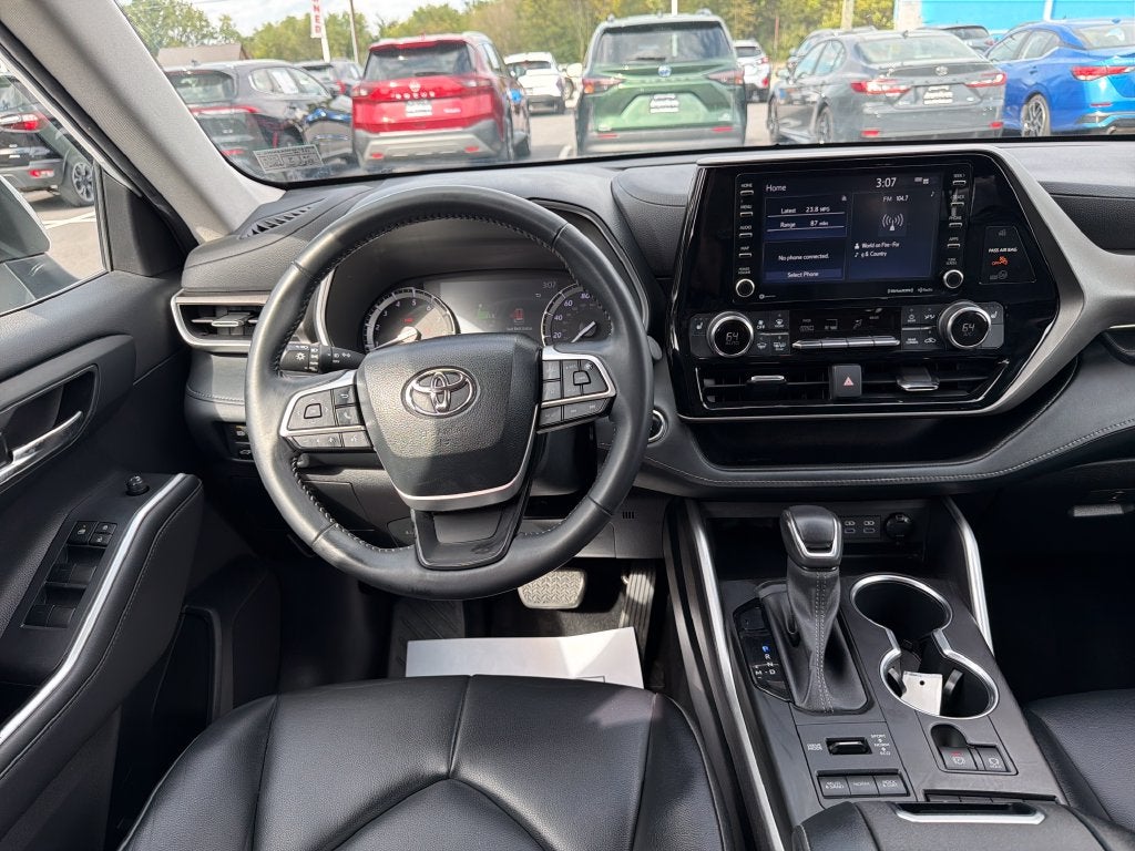 2022 Toyota Highlander XLE