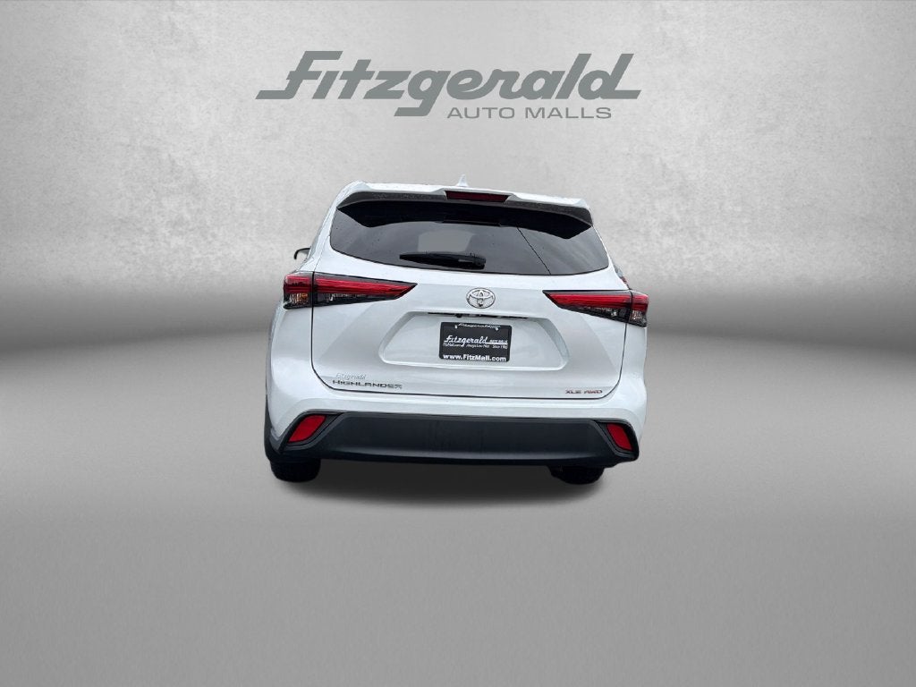 2022 Toyota Highlander XLE