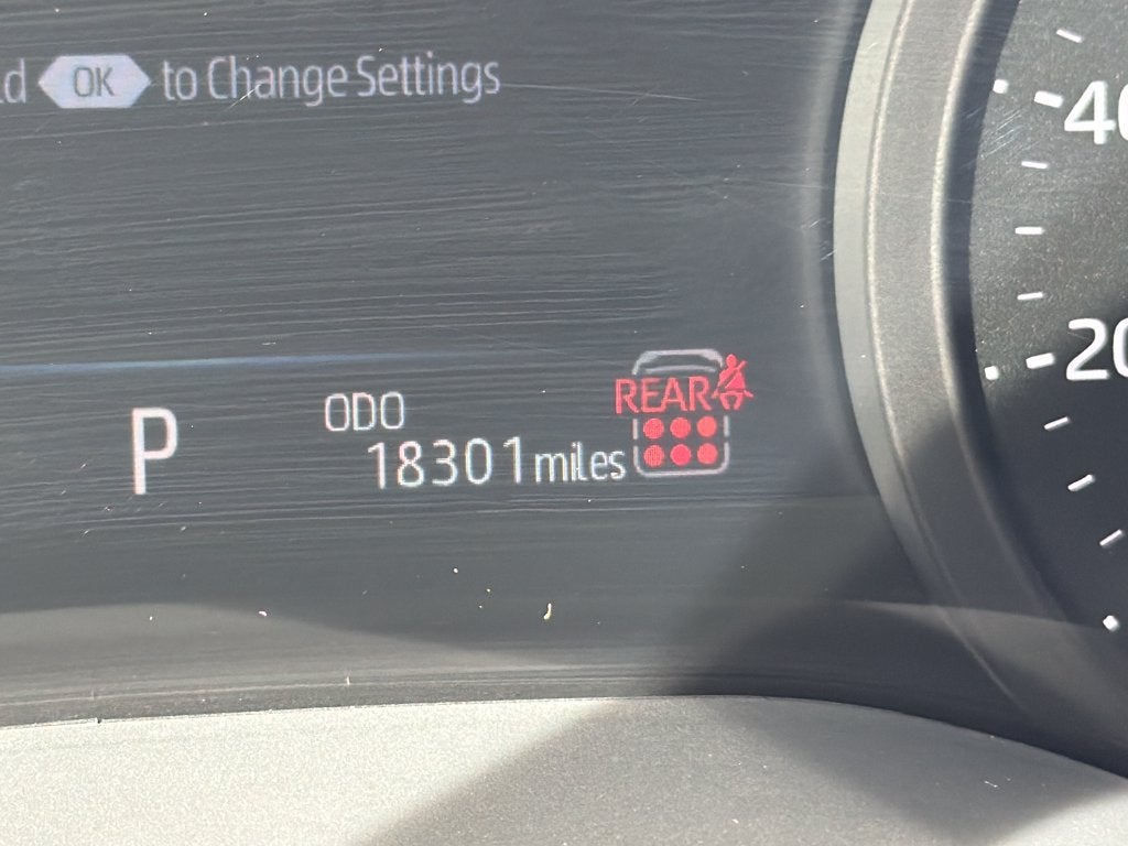 2025 Toyota Sienna LE 8 Passenger
