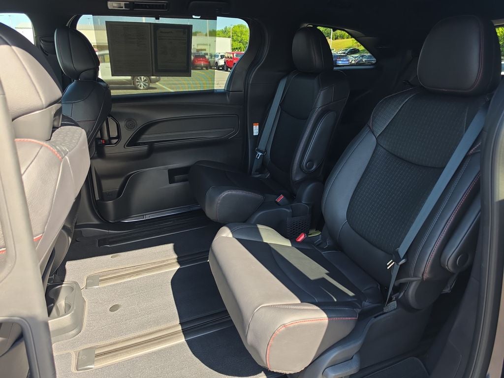2026 Toyota Sienna XSE 7 Passenger