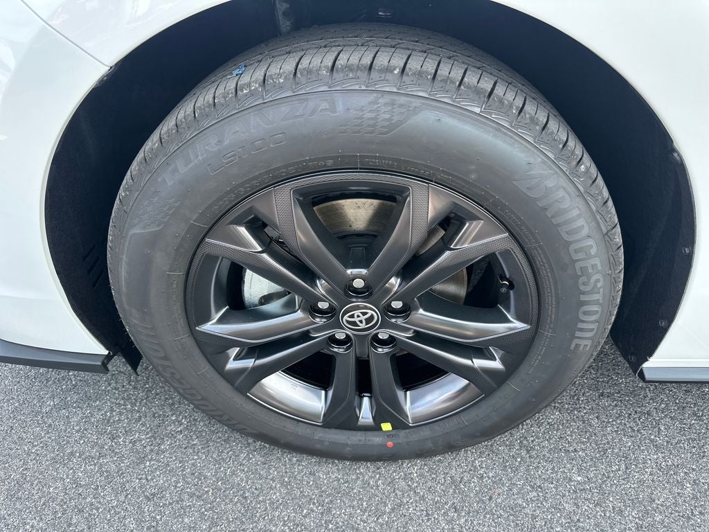2026 Toyota Sienna XSE 7 Passenger