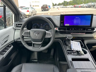 2026 Toyota Sienna XSE 7 Passenger