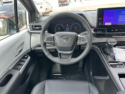 2026 Toyota Sienna XSE 7 Passenger