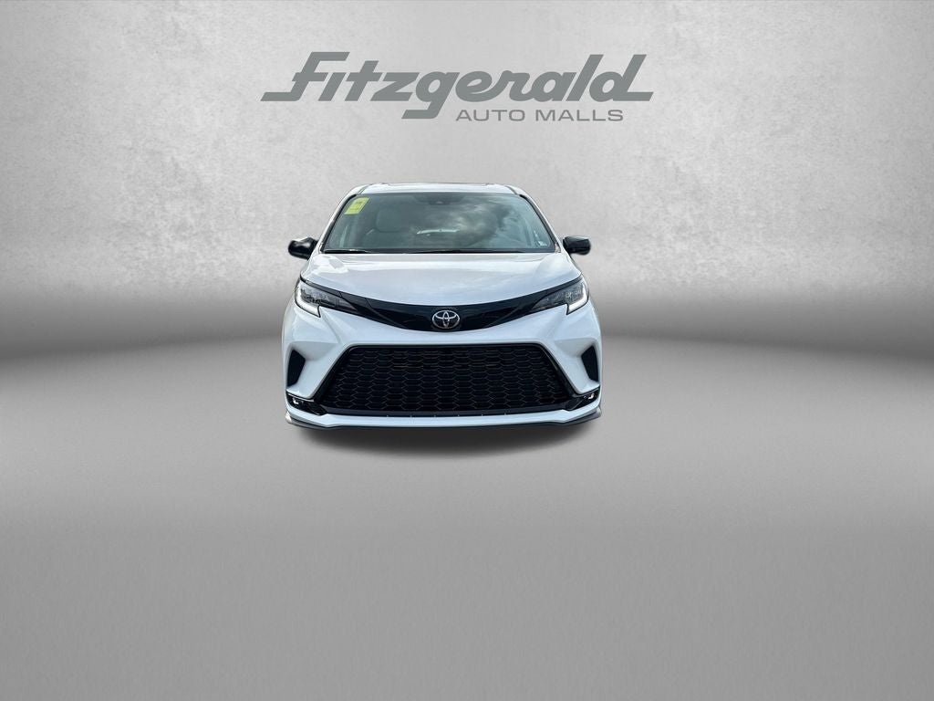 2026 Toyota Sienna XSE 7 Passenger