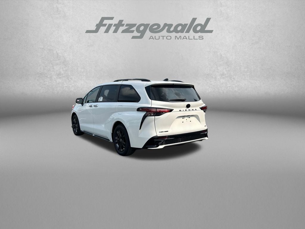 2026 Toyota Sienna XSE 7 Passenger