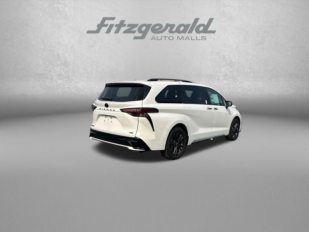 2026 Toyota Sienna XSE 7 Passenger