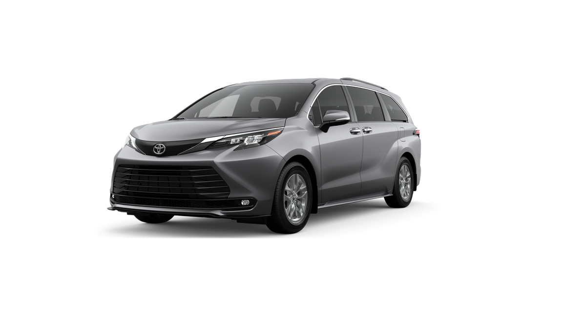 2026 Toyota Sienna XLE 7-Passenger Hybrid FWD's photo