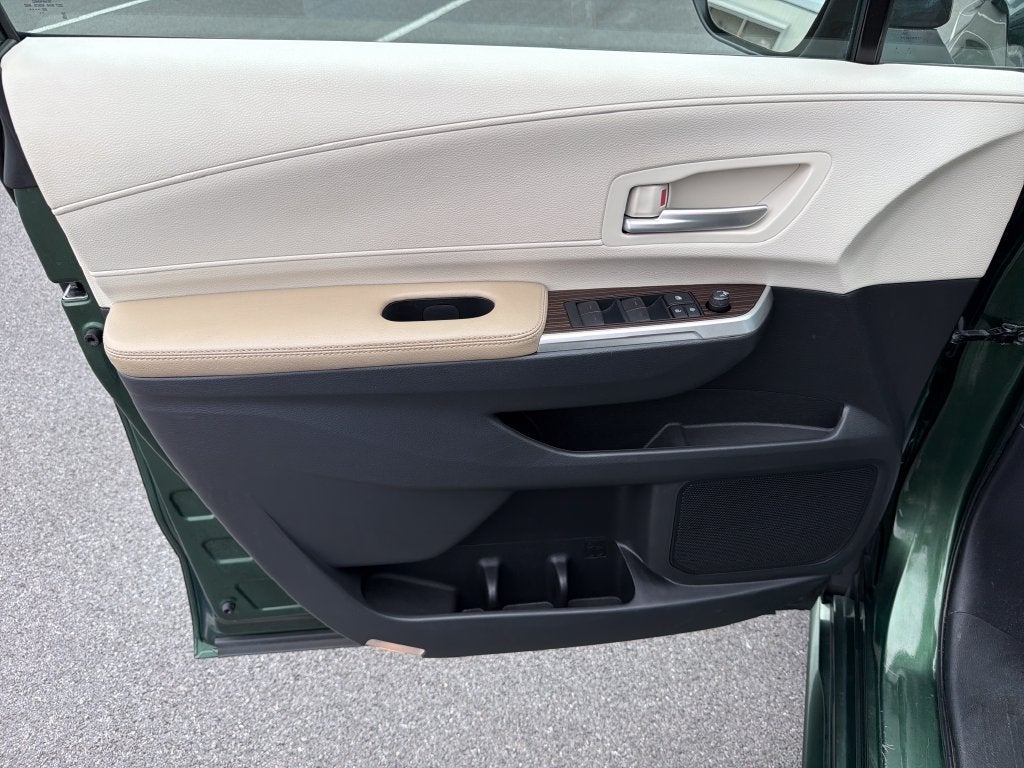 2023 Toyota Sienna XLE 7 Passenger