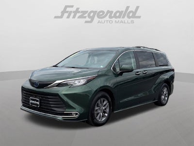 2023 Toyota Sienna XLE 7 Passenger