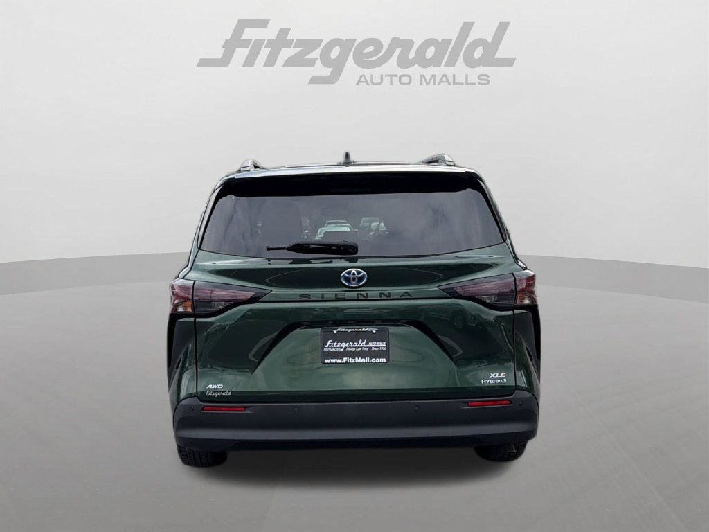 2023 Toyota Sienna XLE 7 Passenger