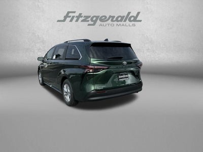 2026 Toyota Sienna XLE 7 Passenger