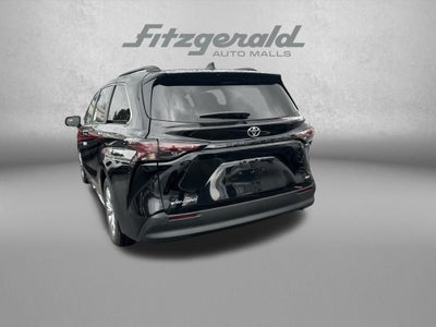 2026 Toyota Sienna XLE 7 Passenger