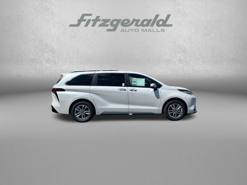 2026 Toyota Sienna Limited
