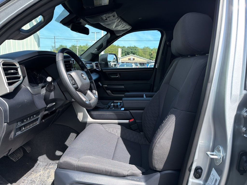 2026 Toyota Tundra SR5 - Photo 10