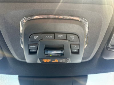 2023 Toyota Corolla Cross Hybrid Hybrid SE