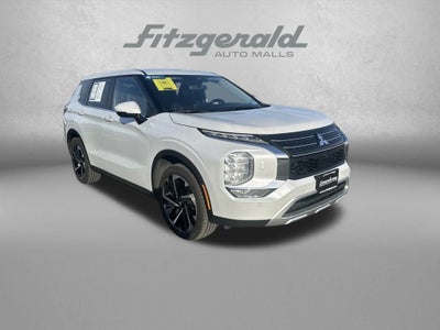 2024 Mitsubishi Outlander SE