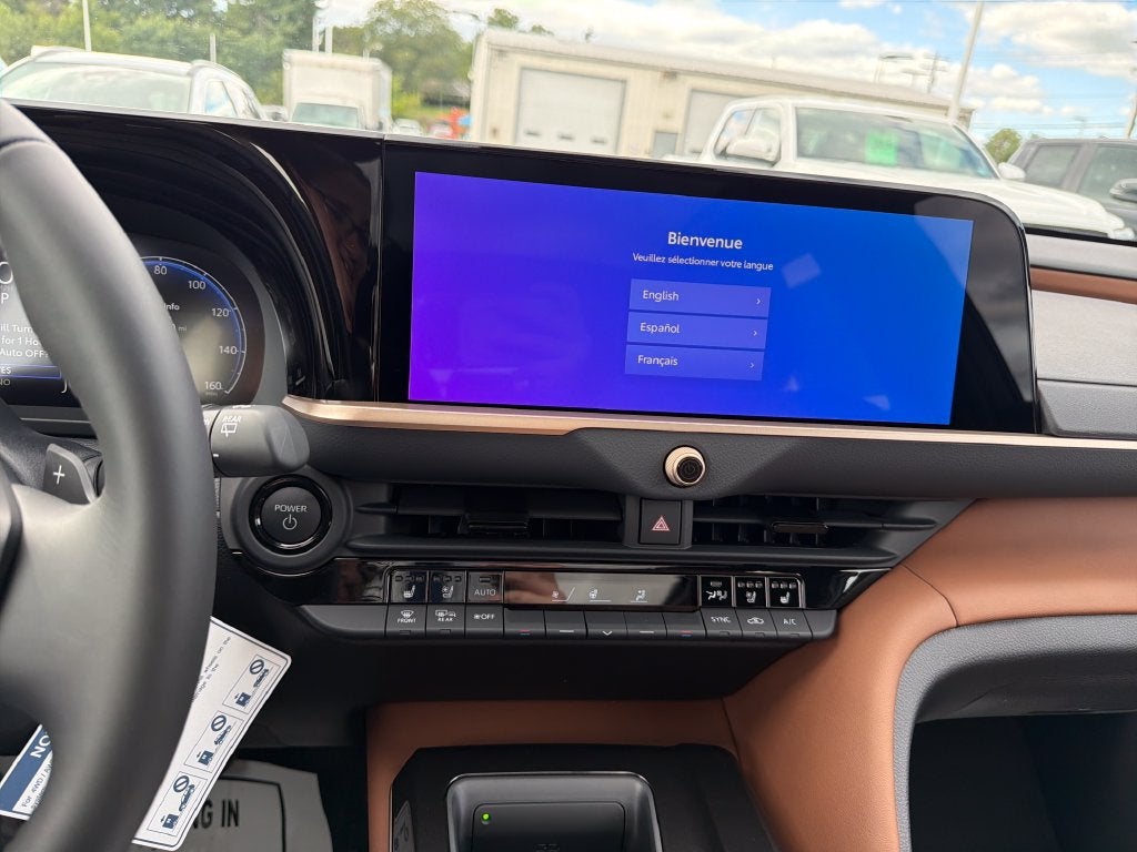 2026 Toyota Toyota Crown Signia Limited