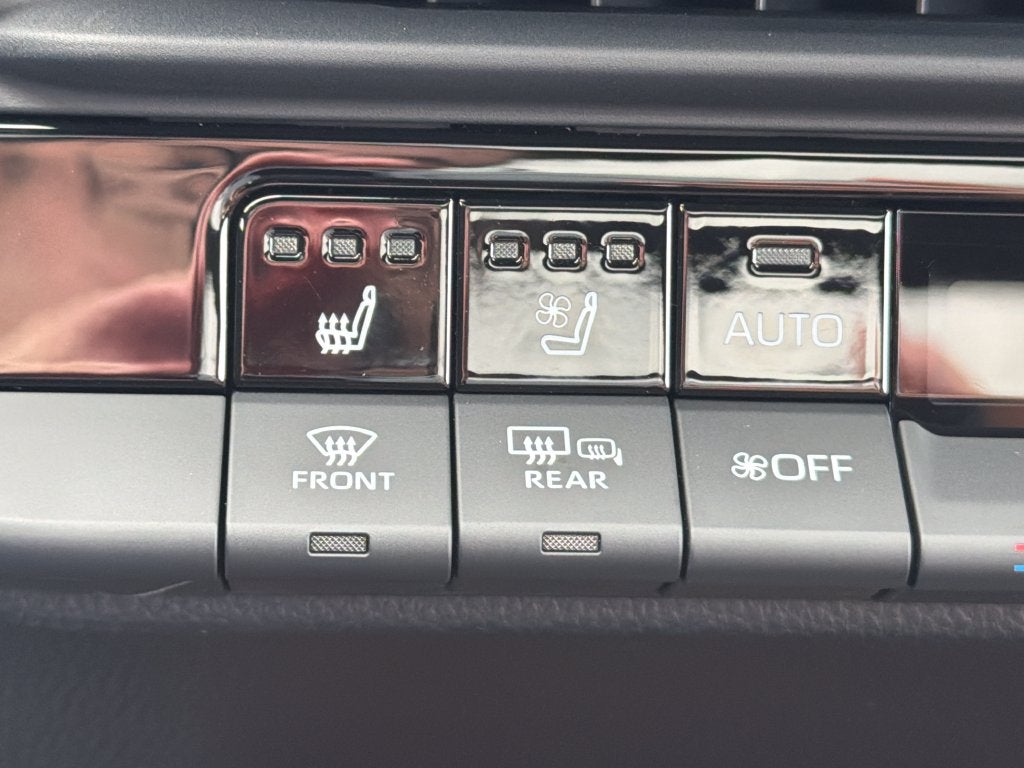 2026 Toyota Toyota Crown Signia Limited