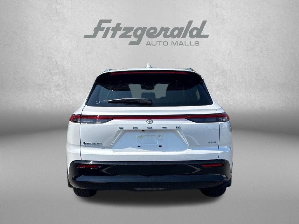 2026 Toyota Toyota Crown Signia XLE